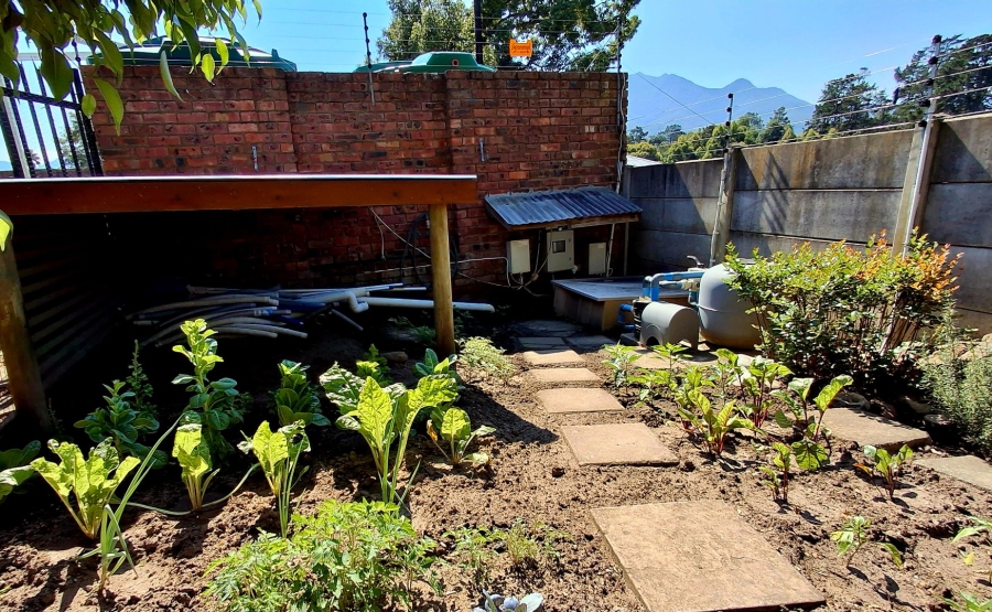 7 Bedroom Property for Sale in Heather Park Western Cape